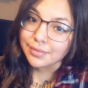 Meet your Posher, Angelica